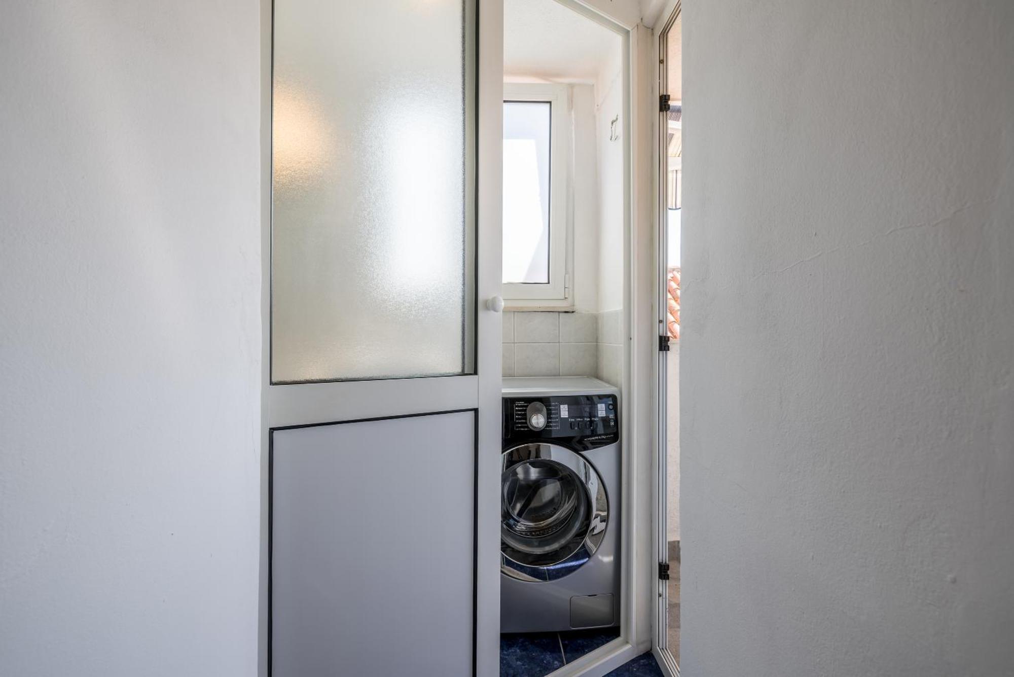 Split Central City Apartment Екстер'єр фото