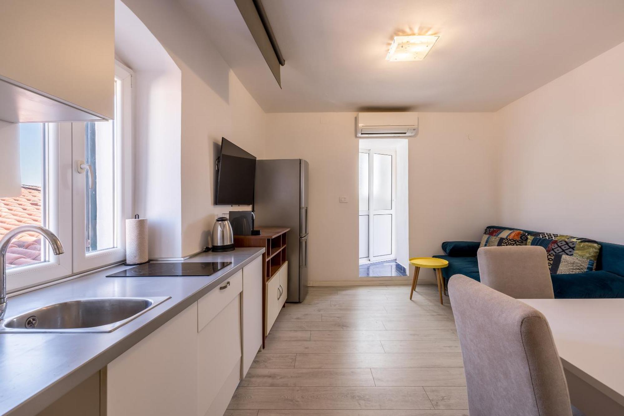 Split Central City Apartment Екстер'єр фото